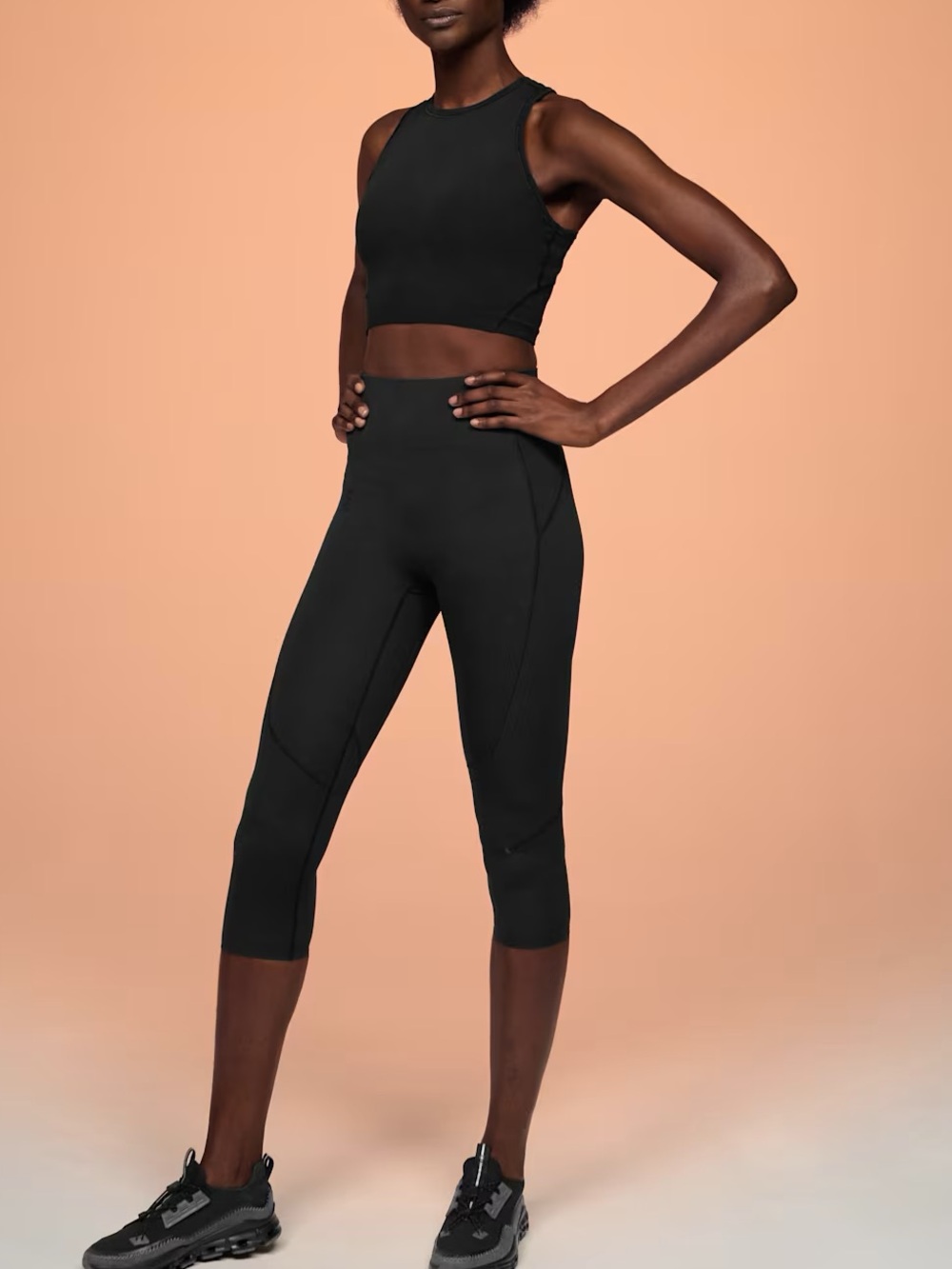 On Running Black Cropped Performance Capris